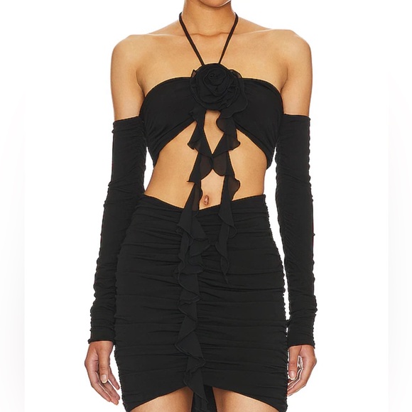 REVOLVE Korra Set Black M 🩷 - Picture 3 of 10